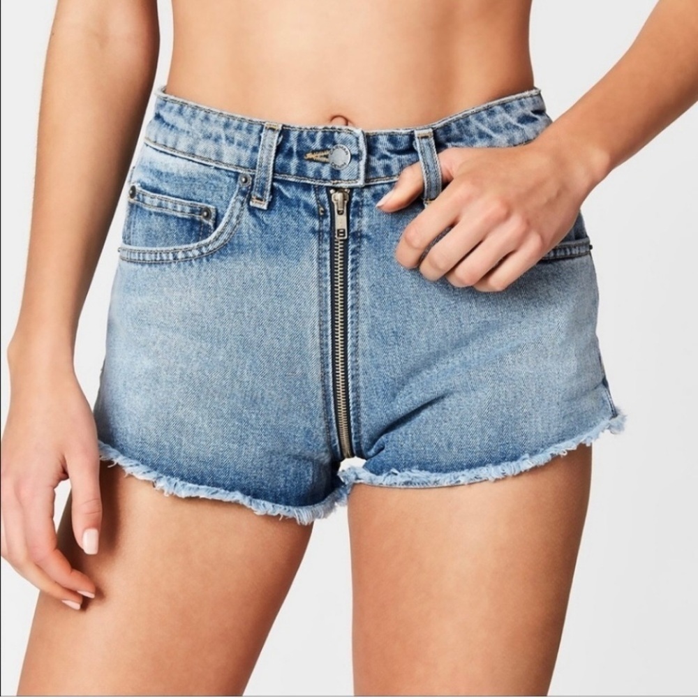 Carmar Blue Helen Exposed Zipper Denim Shorts Size 27